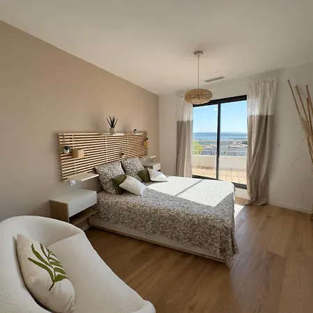 Modern With Sea View Vila