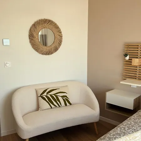 Vila Modern With Sea View *