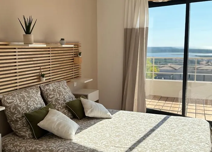 Βίλα Modern With Sea View