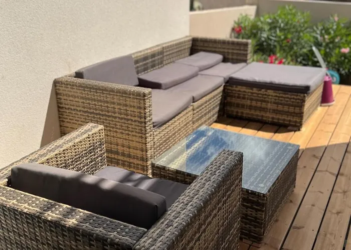 Modern With Sea View Βίλα